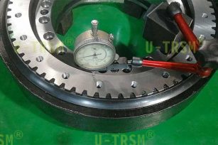 回轉(zhuǎn)驅(qū)動(dòng)裝置應(yīng)該如何維護(hù)保養(yǎng)？