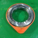 S-I-O-0411外齒齒輪式回轉(zhuǎn)驅(qū)動(dòng)，用于車輛設(shè)備