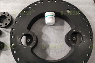 回轉(zhuǎn)驅(qū)動(dòng)油潤(rùn)滑與脂潤(rùn)滑有什么區(qū)別？